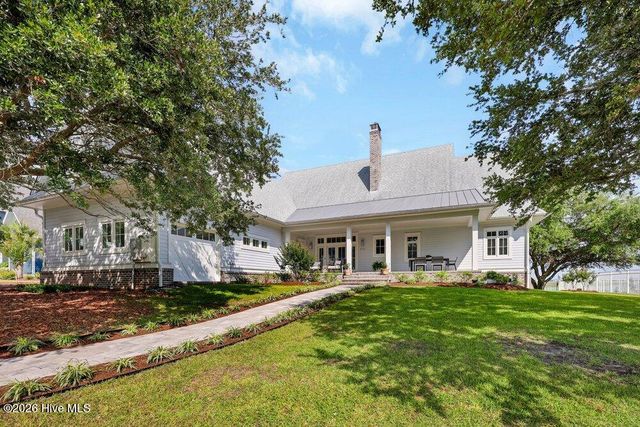 2322 Scotts Hill Loop Road, Wilmington, NC 28411