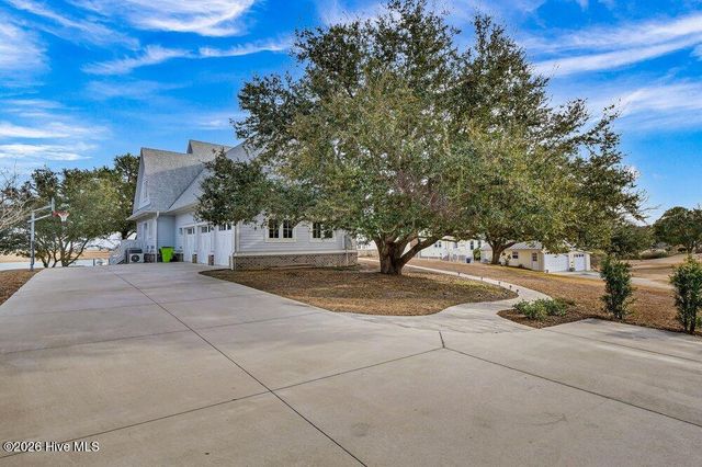 2322 Scotts Hill Loop Road, Wilmington, NC 28411