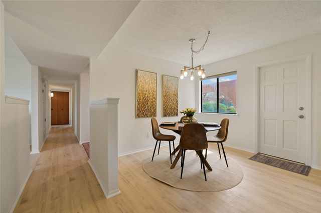 2805 Camino Del Bosque, Santa Fe, NM 87507