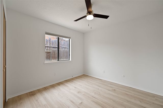 2805 Camino Del Bosque, Santa Fe, NM 87507