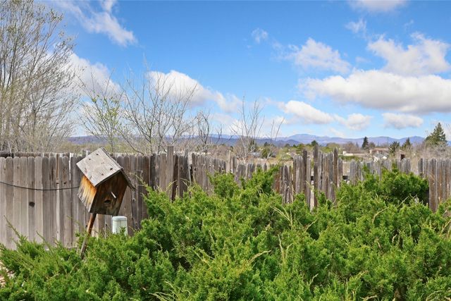 2805 Camino Del Bosque, Santa Fe, NM 87507