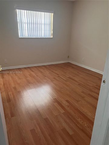 8101 SW 24th Ct 406, Davie, FL 33324