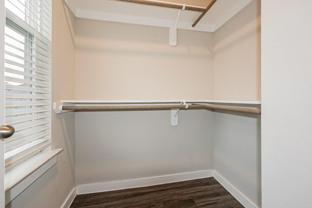 18624 Whimsic Alley, Shenandoah, TX 77385