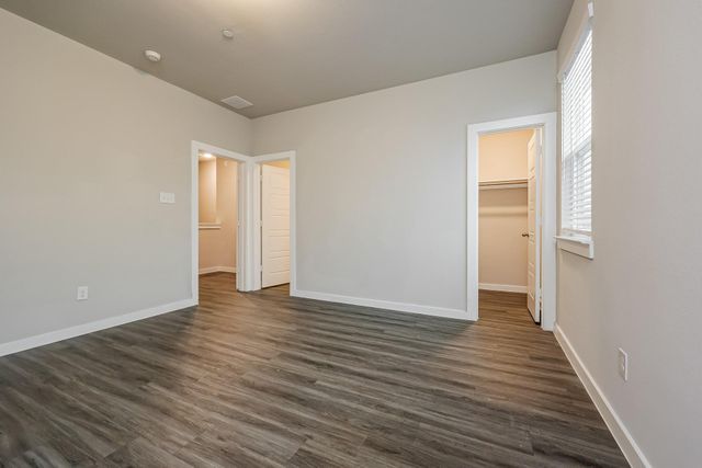 18624 Whimsic Alley, Shenandoah, TX 77385