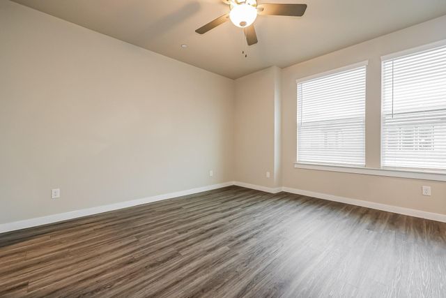 18624 Whimsic Alley, Shenandoah, TX 77385