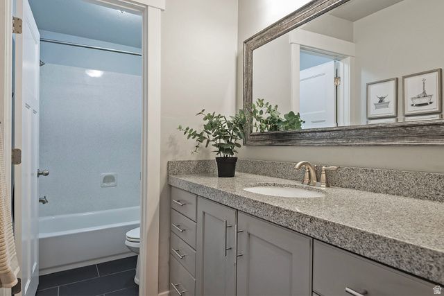 5272 W AMBERMONT DR, Herriman, UT 84096