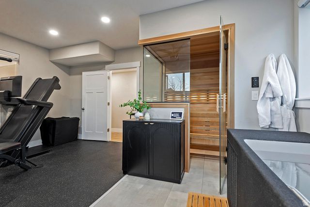 5272 W AMBERMONT DR, Herriman, UT 84096