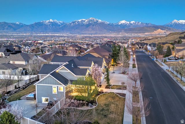 5272 W AMBERMONT DR, Herriman, UT 84096