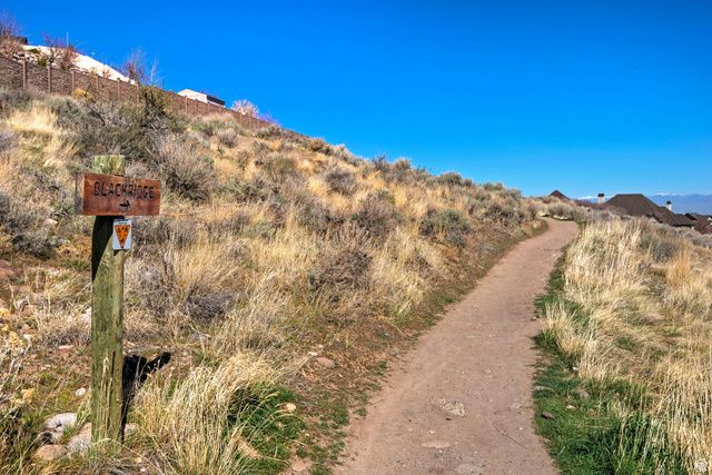 5272 W AMBERMONT DR, Herriman, UT 84096