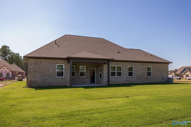 12566 Spyglass Lane, Athens, AL 35613