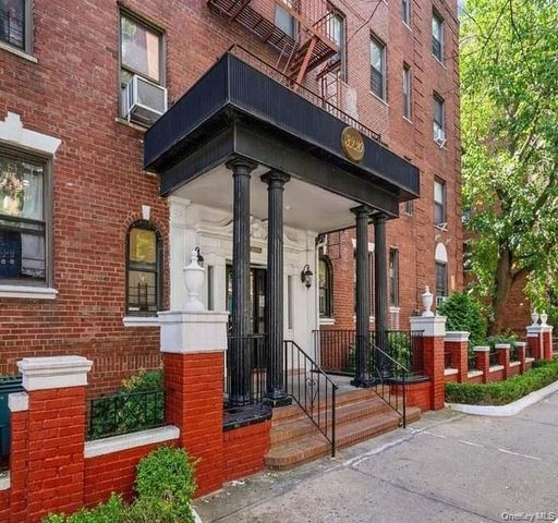 3220 Avenue H 4H, Brooklyn, NY 11210