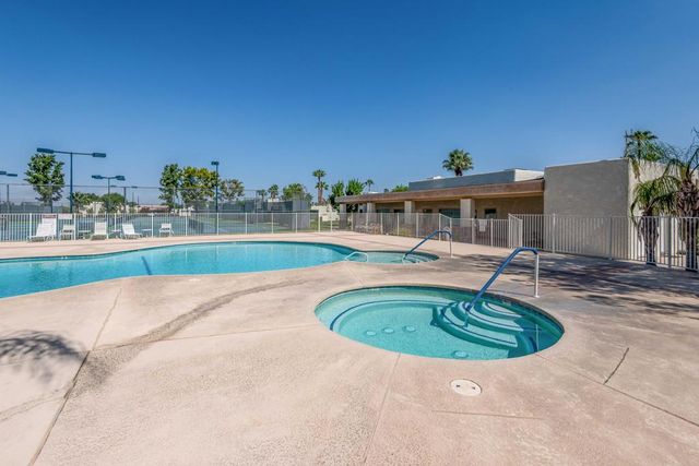 1527 Spyglass Plaza, Palm Springs, CA 92264