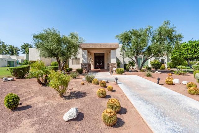 1527 Spyglass Plaza, Palm Springs, CA 92264