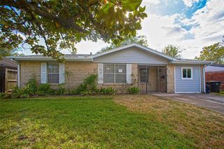 4326 Akard Street, Houston, TX 77047