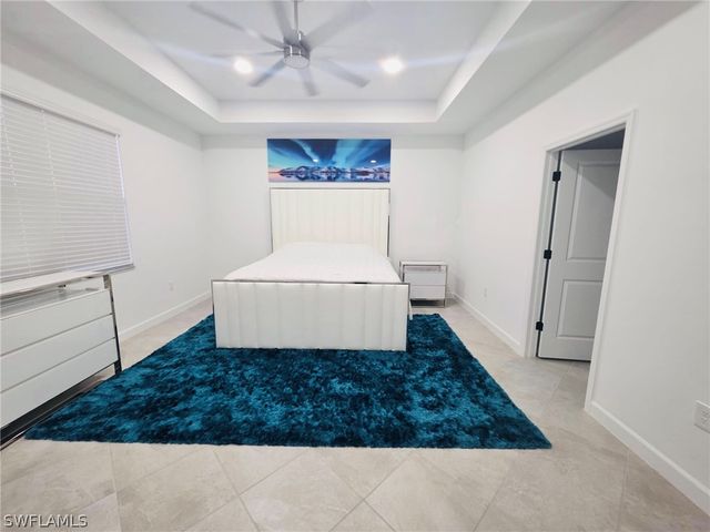 9230 Aqua Overlook CT, Lehigh Acres, FL 33936