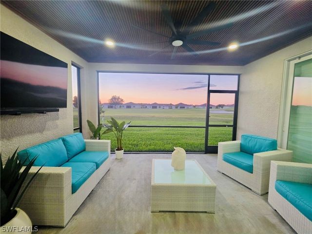 9230 Aqua Overlook CT, Lehigh Acres, FL 33936