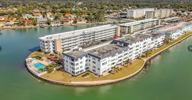 5935 30TH AVENUE S 304, Gulfport, FL 33707