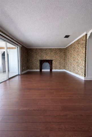 5935 30TH AVENUE S 304, Gulfport, FL 33707