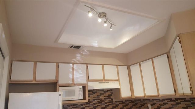 6000 Shepherd Mountain CV 1401, Austin, TX 78730