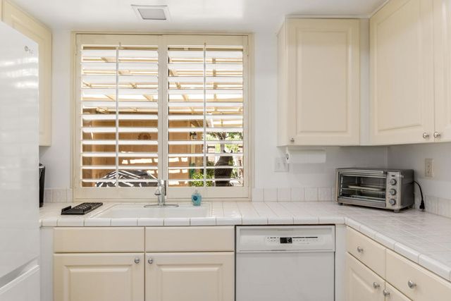 112 Giralda Circle, Palm Desert, CA 92260