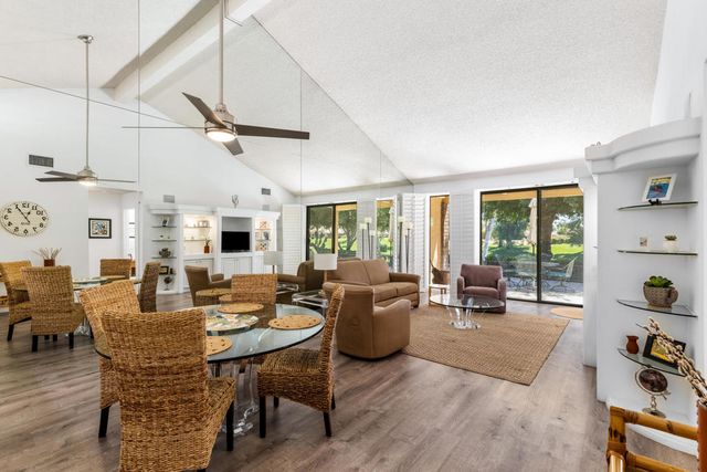 112 Giralda Circle, Palm Desert, CA 92260