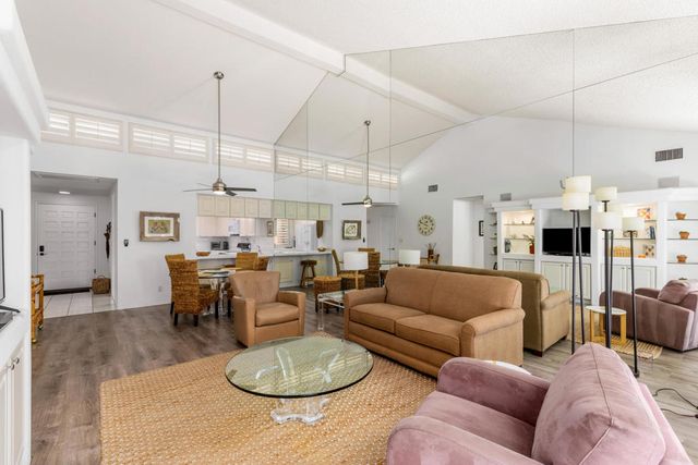 112 Giralda Circle, Palm Desert, CA 92260