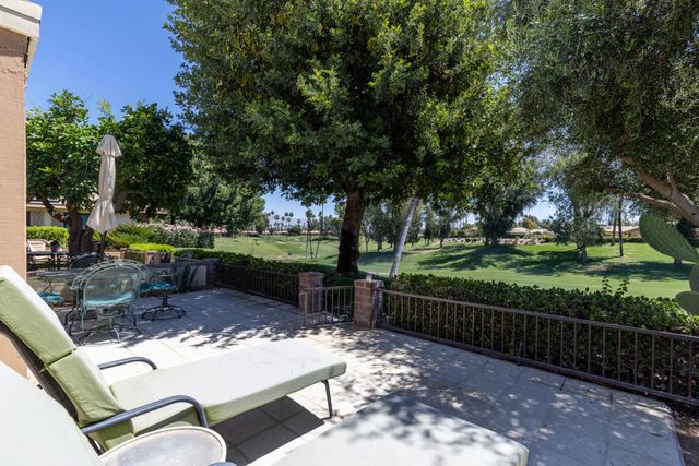 112 Giralda Circle, Palm Desert, CA 92260