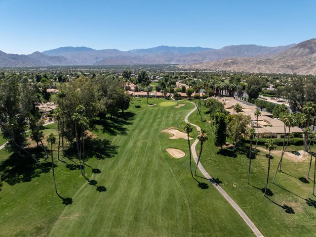 112 Giralda Circle, Palm Desert, CA 92260