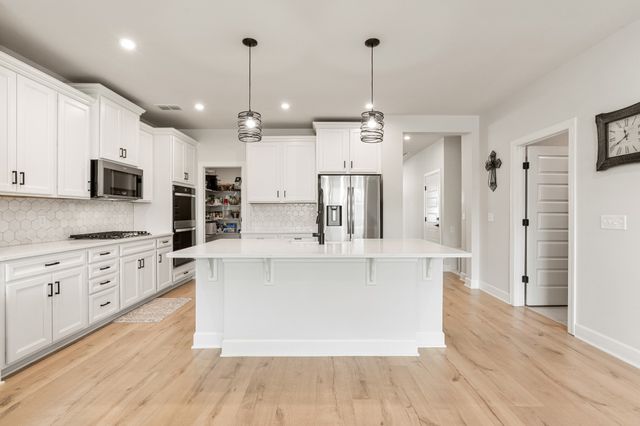 413 Mabels Way, Mount Juliet, TN 37122