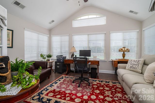 2360 Villa Oaks Court, Gastonia, NC 28056