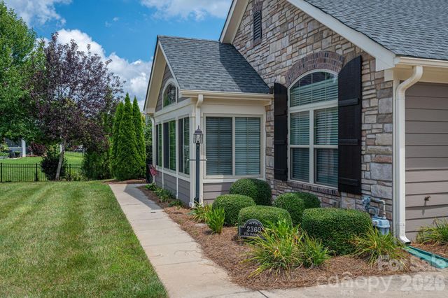 2360 Villa Oaks Court, Gastonia, NC 28056
