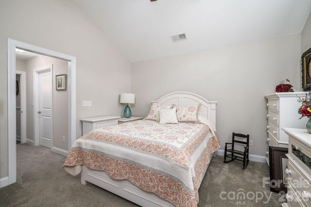 2360 Villa Oaks Court, Gastonia, NC 28056