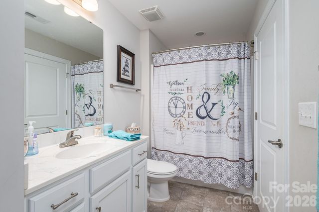 2360 Villa Oaks Court, Gastonia, NC 28056