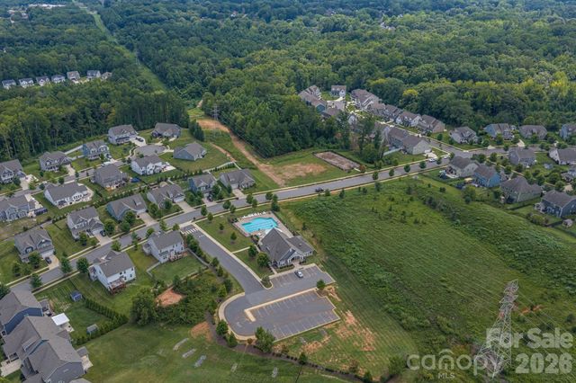 2360 Villa Oaks Court, Gastonia, NC 28056