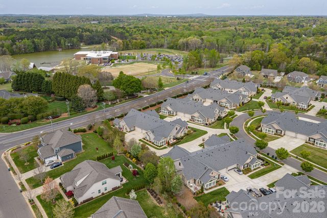 2360 Villa Oaks Court, Gastonia, NC 28056