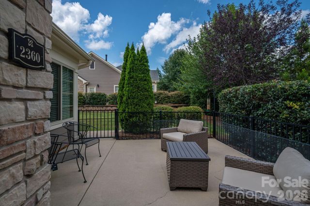 2360 Villa Oaks Court, Gastonia, NC 28056