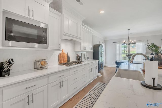 1311 Pecan Point Way SE, Huntsville, AL 35803