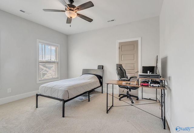 1311 Pecan Point Way SE, Huntsville, AL 35803