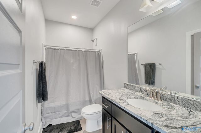 1311 Pecan Point Way SE, Huntsville, AL 35803