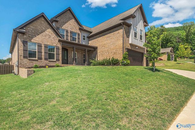 1311 Pecan Point Way SE, Huntsville, AL 35803