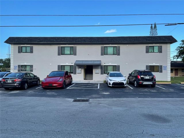 7390 NW 38th St 3, Davie, FL 33024