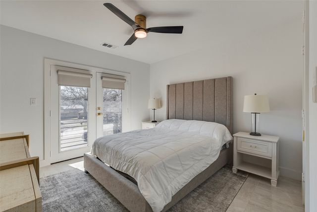 1001 Coke Drive, Arlington, TX 76010