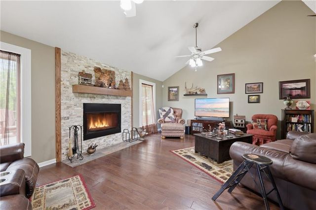 561 White Road, Bates City, MO 64011