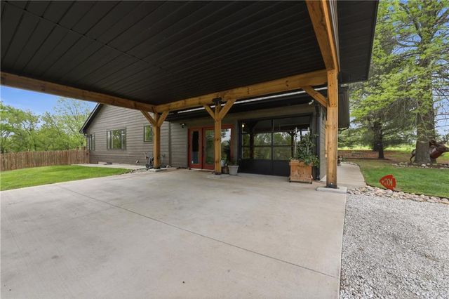 561 White Road, Bates City, MO 64011