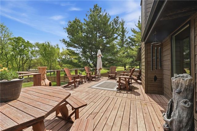 561 White Road, Bates City, MO 64011