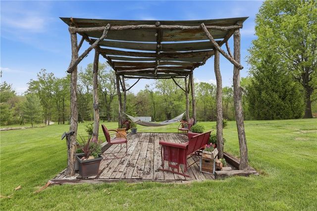 561 White Road, Bates City, MO 64011