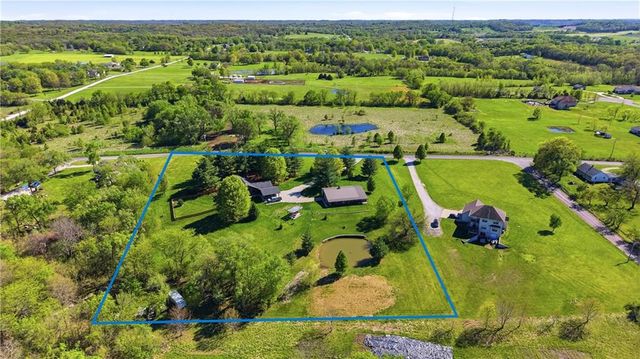 561 White Road, Bates City, MO 64011
