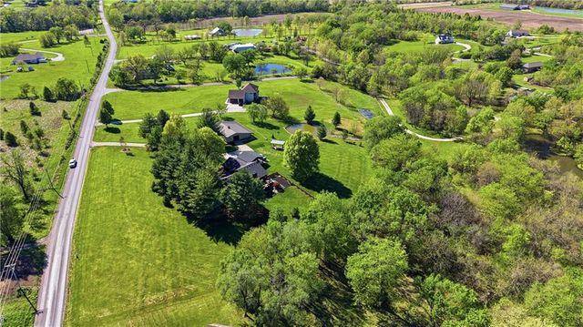 561 White Road, Bates City, MO 64011