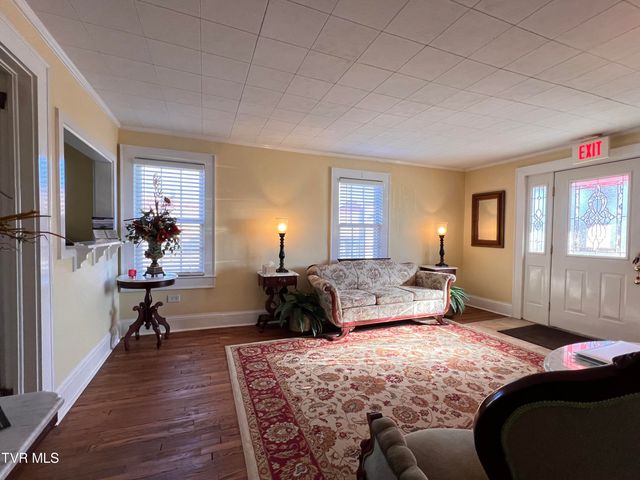 3509 East Andrew Johnson Highway, Greeneville, TN 37745