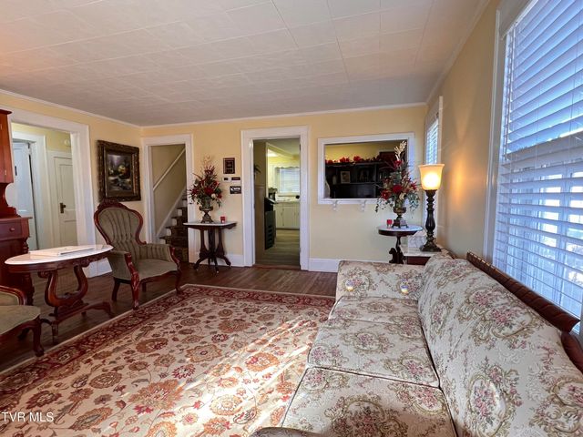 3509 East Andrew Johnson Highway, Greeneville, TN 37745